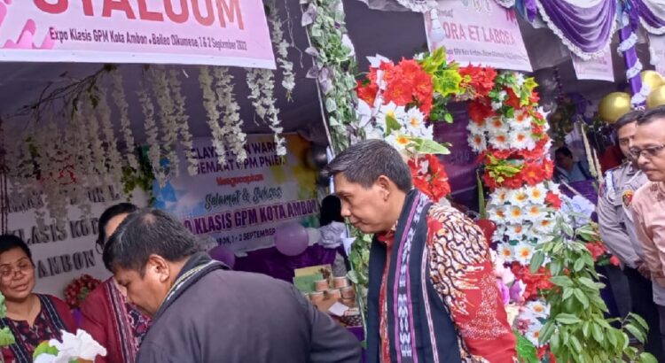 Walikota & Ketua Sinode Kunjungi Stand Expo Jemaat Syaloom