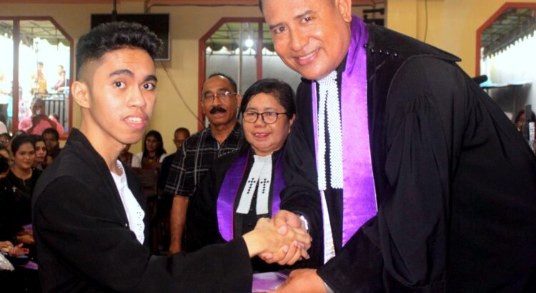 53 Orang Diteguhkan Jadi Anggota Sidi Baru GPM di Jemaat Syaloom